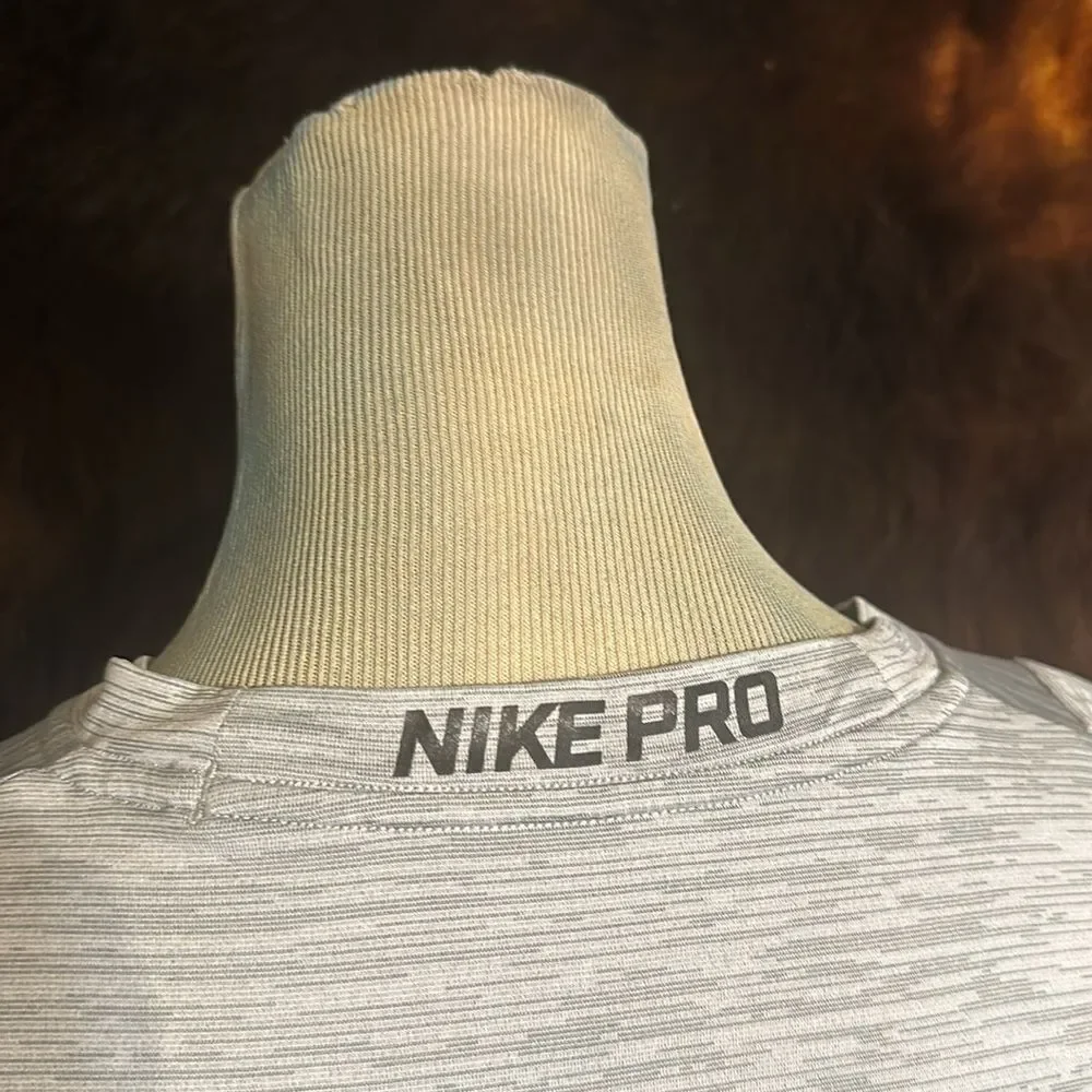 Nike shirt L (3450)